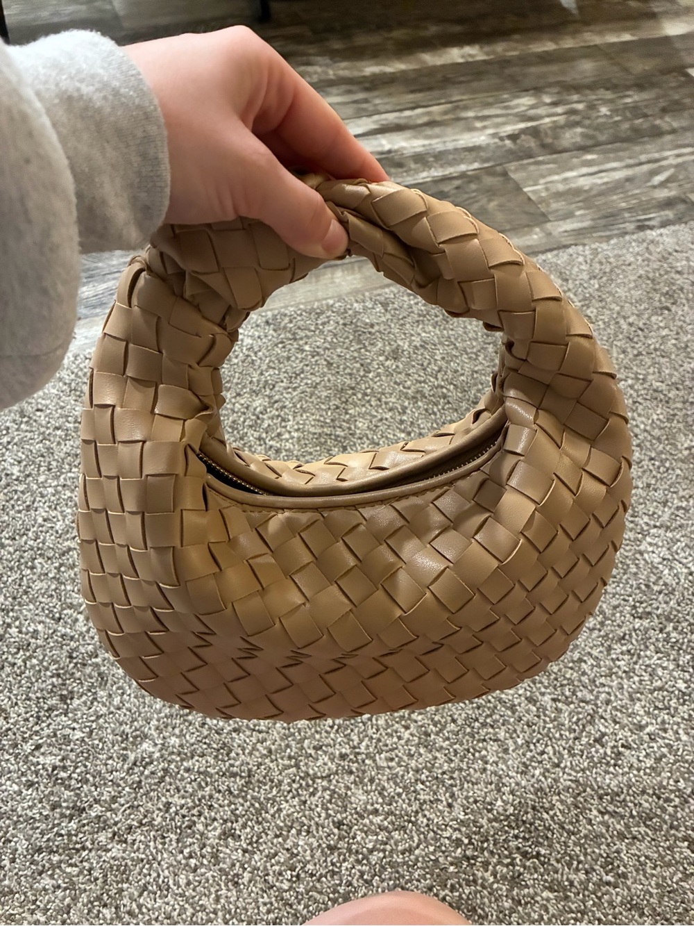 Urban Expressions Woven Hobo Clutch - Tan
